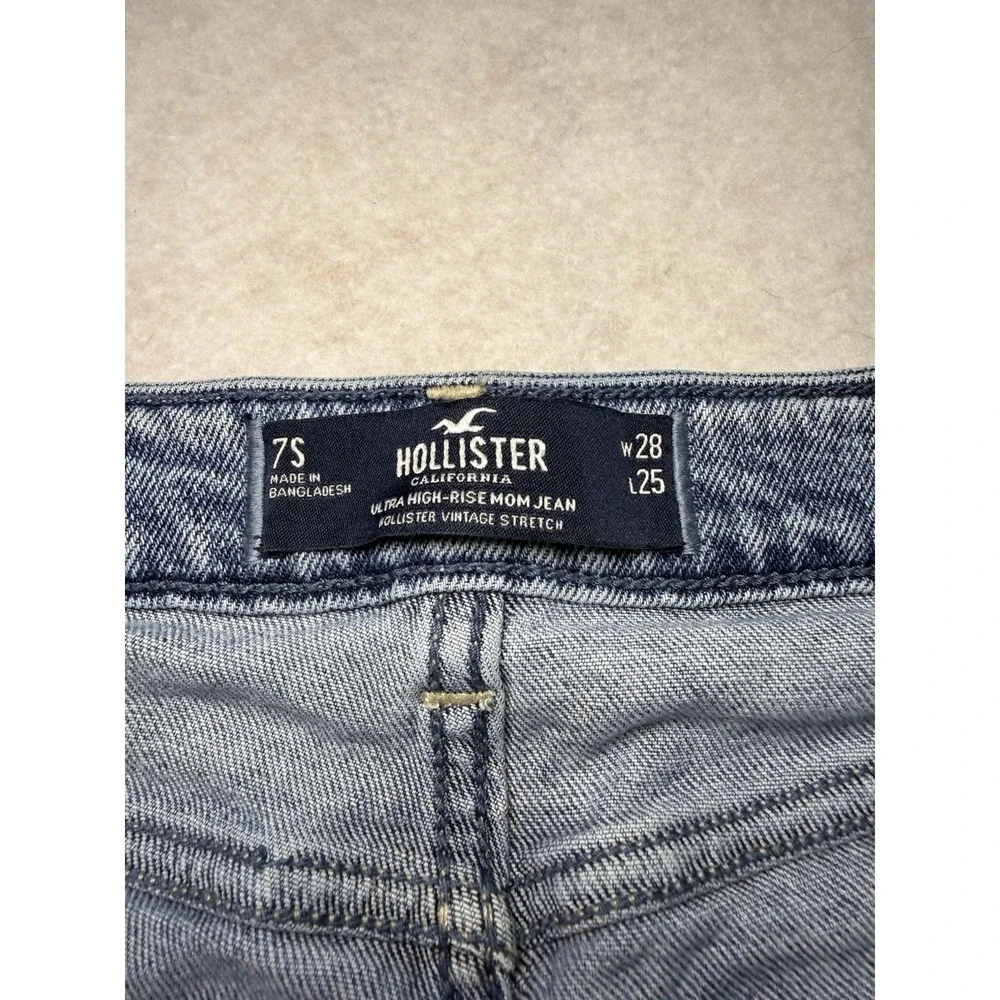 Hollister Ultra High‎ Rise Mom Jeans 7S W28 L25 Light Wash Vintage Stretch Denim - Picture 2 of 7